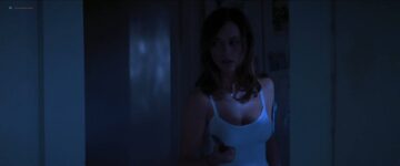 Jennifer Love Hewitt hot bikini and sexy cleavage - I Still Know What You Did Last Summer (1998) hd1080p BluRay Jennifer Love Hewitt hot bikini and sexy cleavage - I Still Know What You Did Last Summer (1998) hd1080p BluRay (19)