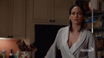 Jennifer Lopez hot some sex - Shades of Blue (2017) s2e2 HDTV 720 Jennifer Lopez hot some sex - Shades of Blue (2017) s2e2 HDTV 720 (6)