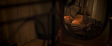 Emilia Clarke nude and sex - Voice from the Stone (2017) HD 1080p WEB Emilia Clarke nude and sex - Voice from the Stone (2017) HD 1080p WEB (13)