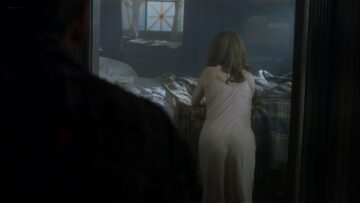 Julianne Moore nude topless and sex - The End of the Affair (1999) HD 1080p WEB Julianne Moore nude topless and sex - The End of the Affair (1999) HD 1080p WEB (3)