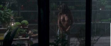 Florence Foresti nude topless in brief scene - De Plus Belle (FR-2017) HD 1080p WEB Florence Foresti nude topless in brief scene - De Plus Belle (FR-2017) HD 1080p WEB (7)