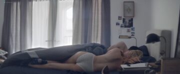 Jennifer Garner hot bra undies Maika Monroe hot some sex - The Tribes of Palos Verdes (2017) HD 1080p Jennifer Garner hot bra undies Maika Monroe hot some sex - The Tribes of Palos Verdes (2017) HD 1080p (2)