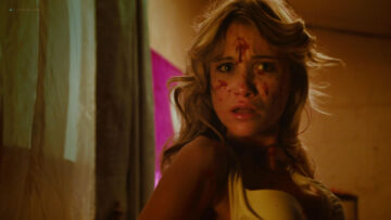 Irina Voronina full frontal nude Katrina Bowden hot - Piranha 3DD (2012) HD 1080p (7)