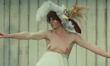 Thérèse Liotard nude topless and Valérie Mairesse nude full frontal - L' une chante, l'autre pas (FR-1977) HD 1080p Thérèse Liotard nude topless and Valérie Mairesse nude full frontal - L' une chante, l'autre pas (FR-1977) HD 1080p (8)