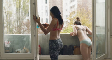 Zita Hanrot nude topless and Clémence Boisnard nude too - La fête est finie (FR-2017) HD 1080p Web Zita Hanrot nude topless and Clémence Boisnard nude too - La fête est finie (FR-2017) HD 1080p Web (2)