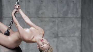 Miley Cyrus nude topless and butt - Wrecking Ball (2013) Outtakes HD 1080p Miley Cyrus nude topless and butt - Wrecking Ball (2013) Outtakes HD 1080p (8)