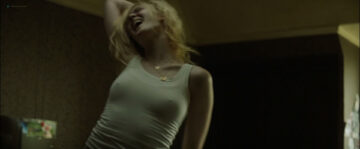 Elle Fanning sexy - Teen Spirit (2018) HD 1080p Web Elle Fanning sexy - Teen Spirit (2018) HD 1080p Web (15)