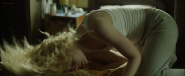Elle Fanning sexy - Teen Spirit (2018) HD 1080p Web Elle Fanning sexy - Teen Spirit (2018) HD 1080p Web (13)