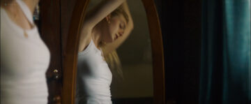 Elle Fanning sexy - Teen Spirit (2018) HD 1080p Web Elle Fanning sexy - Teen Spirit (2018) HD 1080p Web (7)