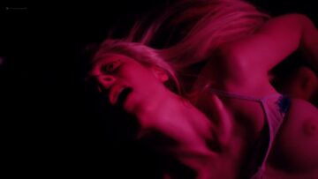 Hunter Schafer nude topless, Sydney Sweeney, Zendaya hot - Euphoria (2019) s1e7 HD 1080p Hunter Schafer nude topless, Sydney Sweeney, Zendaya hot - Euphoria (2019) s1e7 HD 1080p (4)