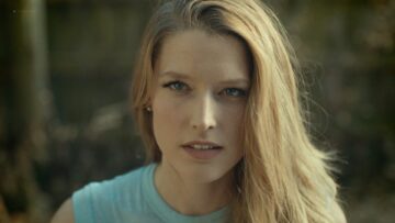 Trieste Kelly Dunn hot and Sarah Brooks nude sideboob - Girl on the Third Floor (2019) 1080 Web Trieste Kelly Dunn hot and Sarah Brooks nude sideboob - Girl on the Third Floor (2019) 1080 Web (14)
