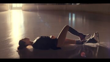 Kaya Scodelario hot and some sex - Spinning Out (2020) s1e1-3 HD 1080p Kaya Scodelario hot and some sex - Spinning Out (2020) s1e1-3 HD 1080p (11)