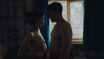 Daisy Edgar-Jones nude topless and sex - Normal People (UK-2020) HD 1080p Web Daisy Edgar-Jones nude topless and sex - Normal People (UK-2020) HD 1080p Web (12)