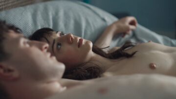 Daisy Edgar-Jones nude topless and sex - Normal People (UK-2020) HD 1080p Web Daisy Edgar-Jones nude topless and sex - Normal People (UK-2020) HD 1080p Web (4)