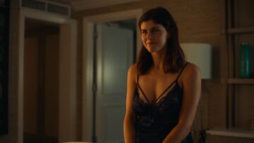 Alexandra Daddario hot Sydney Sweeney Brittany OGrady sexy The White Lotus 2011 s1e1 1080p Web 24 Alexandra Daddario hot Sydney Sweeney Brittany OGrady sexy The White Lotus 2011 s1e1 1080p Web 24