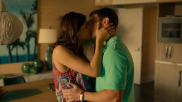 Alexandra Daddario hot Sydney Sweeney Brittany OGrady sexy The White Lotus 2011 s1e1 1080p Web 6 Alexandra Daddario hot Sydney Sweeney Brittany OGrady sexy The White Lotus 2011 s1e1 1080p Web 6