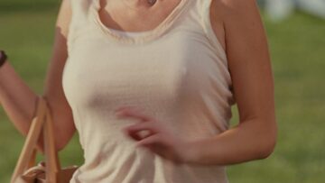 Alice Eve wet bouncing boobs Sex and the City 2 2010 1080p BluRay 5 Alice Eve wet bouncing boobs Sex and the City 2 2010 1080p BluRay 5