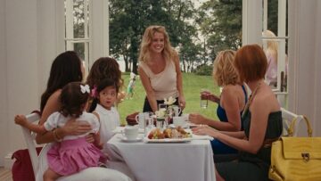 Alice Eve wet bouncing boobs Sex and the City 2 2010 1080p BluRay 6 Alice Eve wet bouncing boobs Sex and the City 2 2010 1080p BluRay 6
