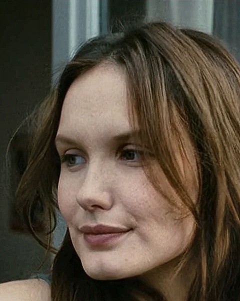 Ana Girardot
