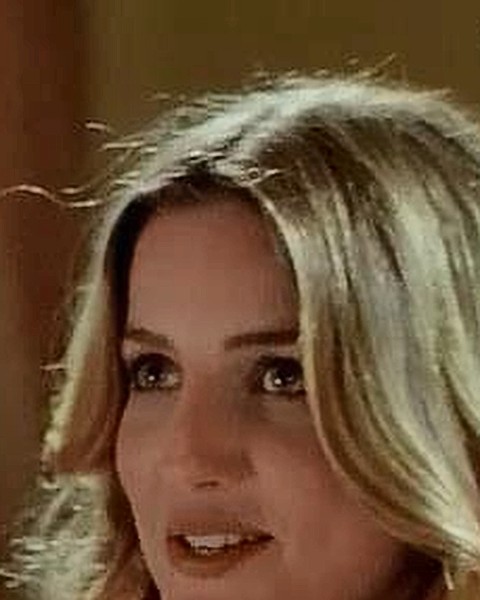 Annabelle Wallis