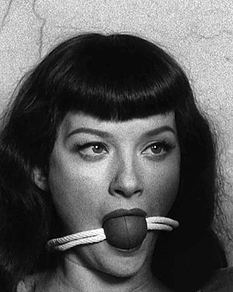 Gretchen Mol