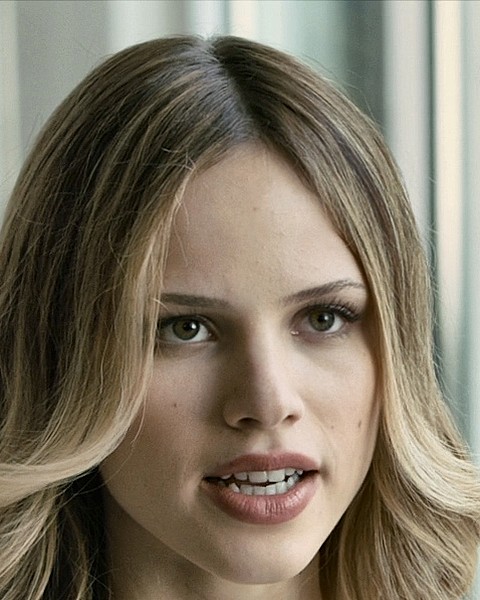 Halston Sage