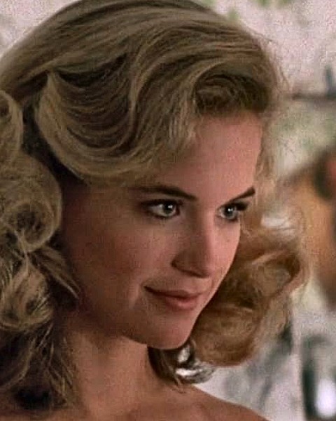Kelly Preston