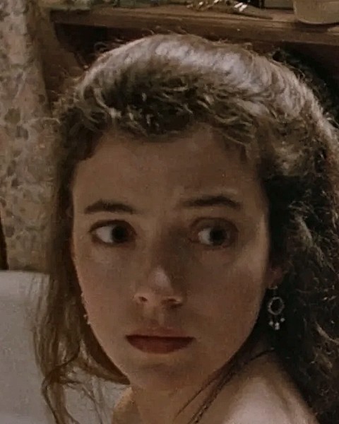 Mia Sara