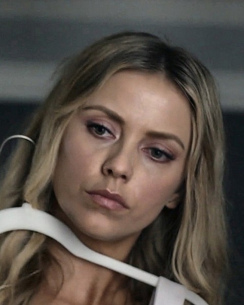 Riley Voelkel
