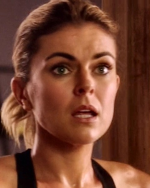 Serinda Swan