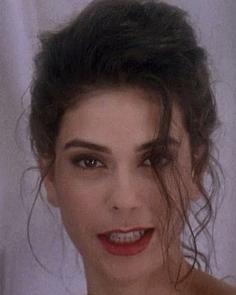 Teri Hatcher