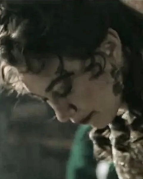 Vanessa Kirby