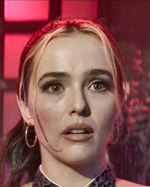 Zoey Deutch